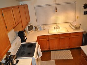 reduced-Kitchen-Before10.jpg