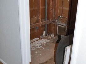 GuestBath_2395.jpg