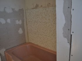 GuestBath_2677.jpg
